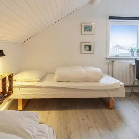 Gaida - 2-3km From The Sea By Interhome Leilighet